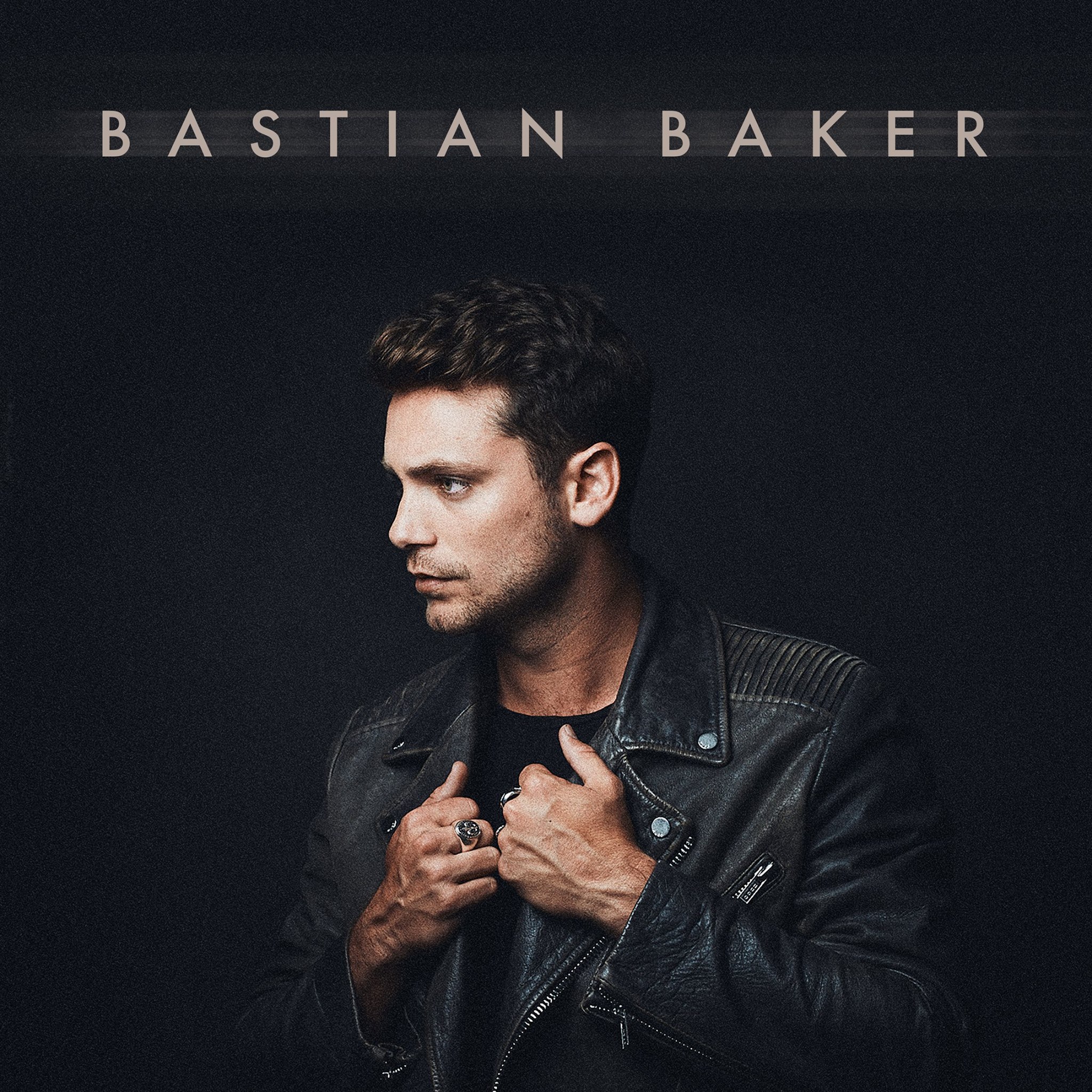 Nous avons écouté le nouvel album de Bastian Baker !