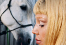 « Love lasso », le nouveau single de Sam Quealy