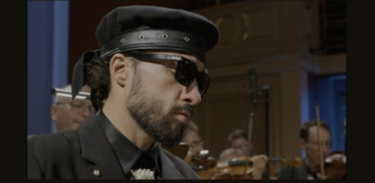 Sofiane Pamart dévoile la live session de « The knight ceremony »