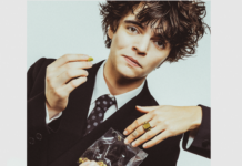 « Ne t’en fais pas pour elle », le nouveau single de Sam Sauvage