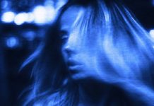 « Frissons », le nouveau single de Carla Dona